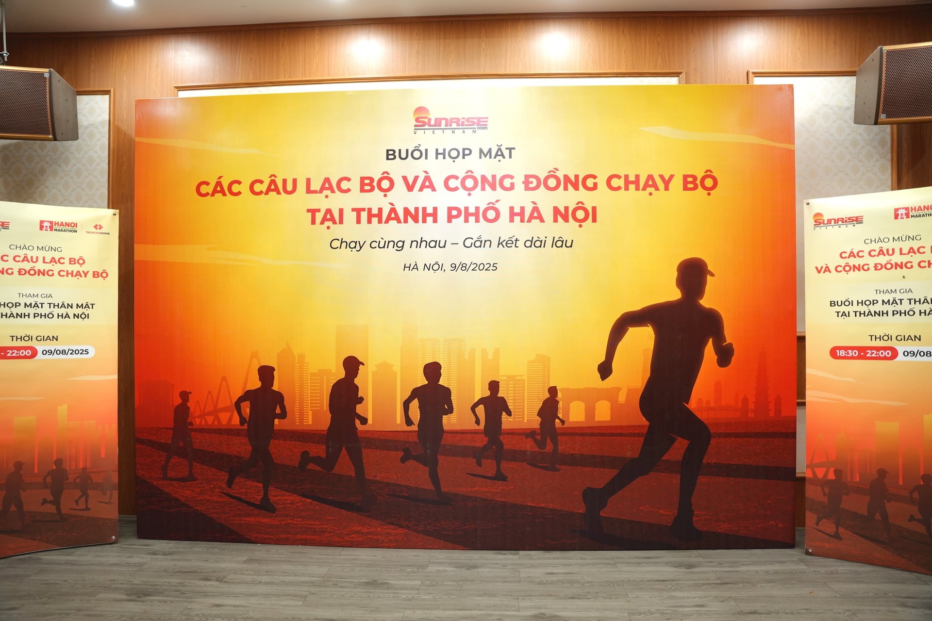 Giải Marathon Quốc tế Hà Nội: Lan tỏa tinh thần vượt trội qua gặp gỡ cộng đồng chạy bộ miền Bắc