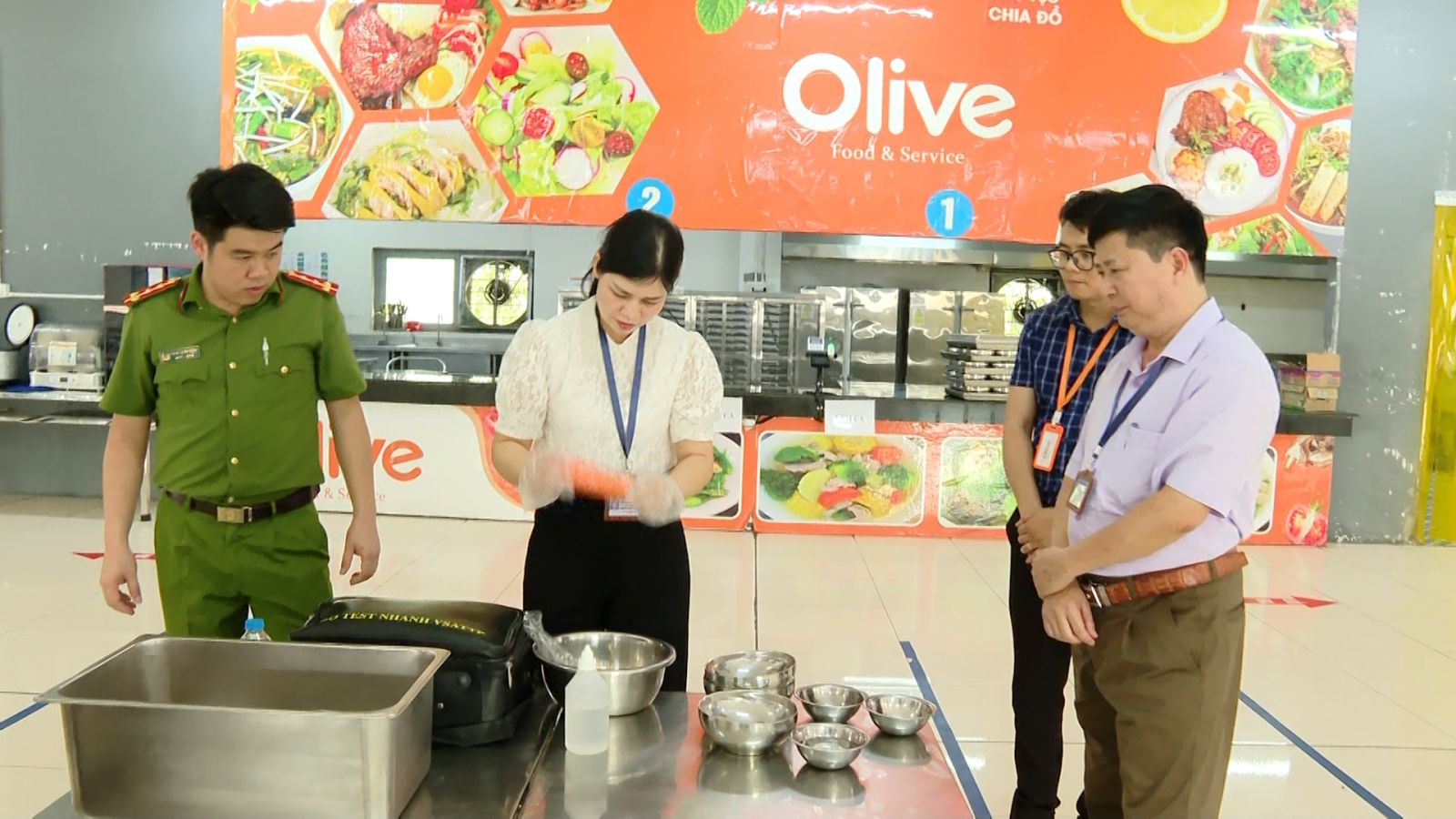 Ninh Bình tăng cường kiểm tra, xử lý vi phạm an toàn thực phẩm