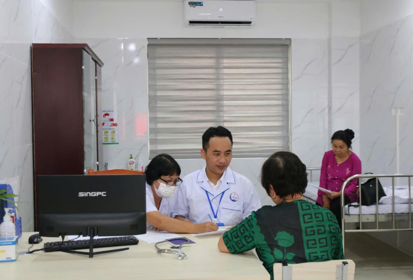 Hà Nội khám sức khỏe miễn phí cho hơn 9,2 triệu người dân